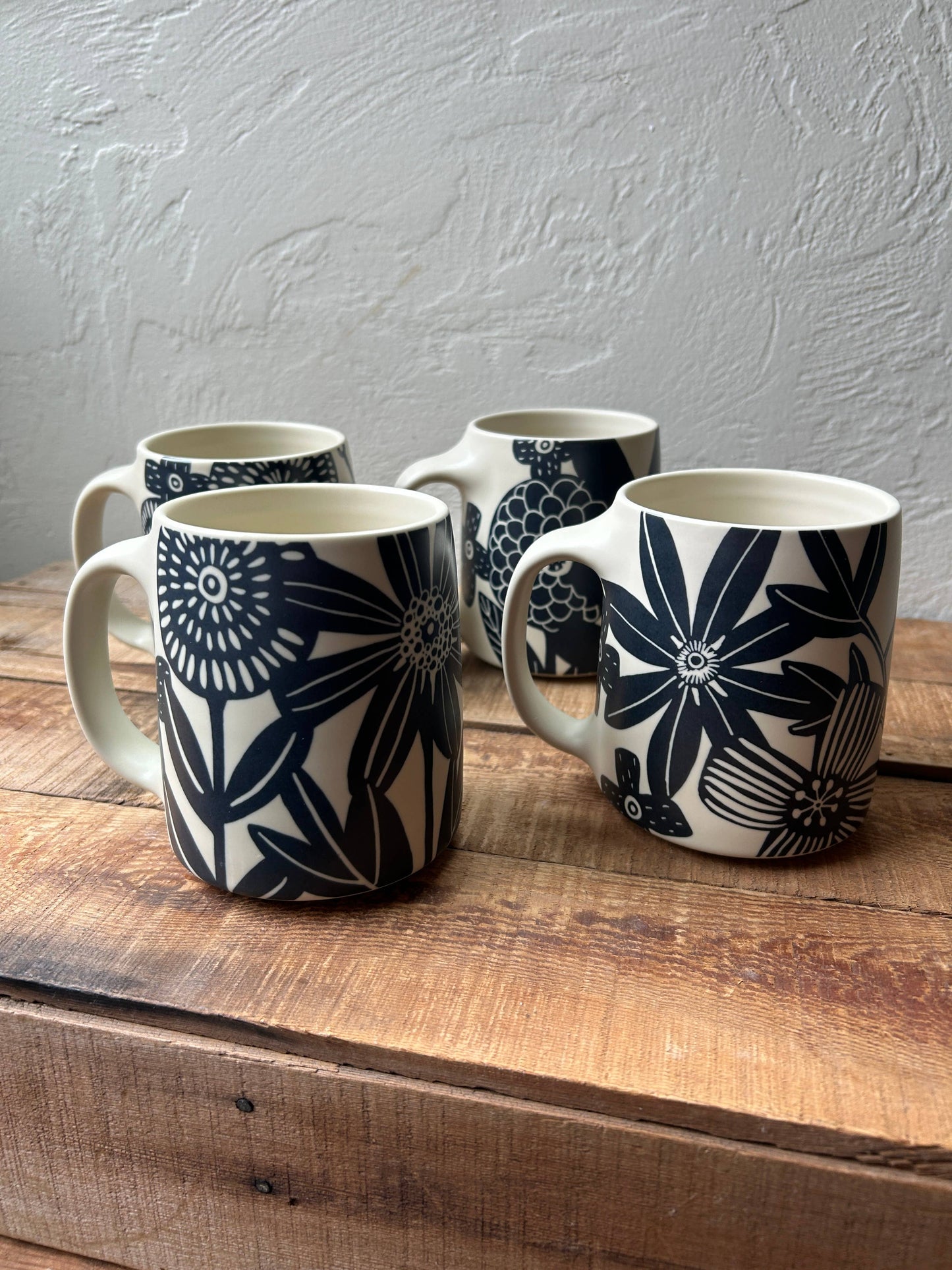 Reproduction Floral Mug Collection setof4