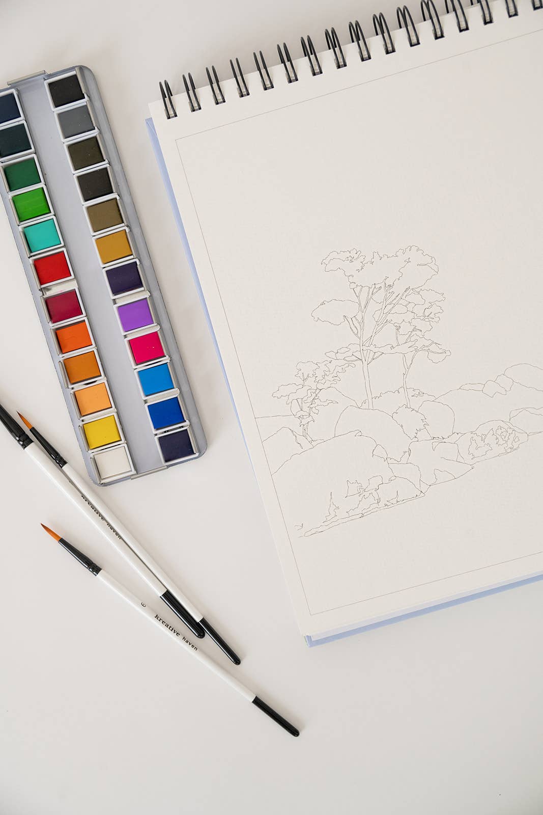 Landscape watercoloring book - outlines with video tutorials