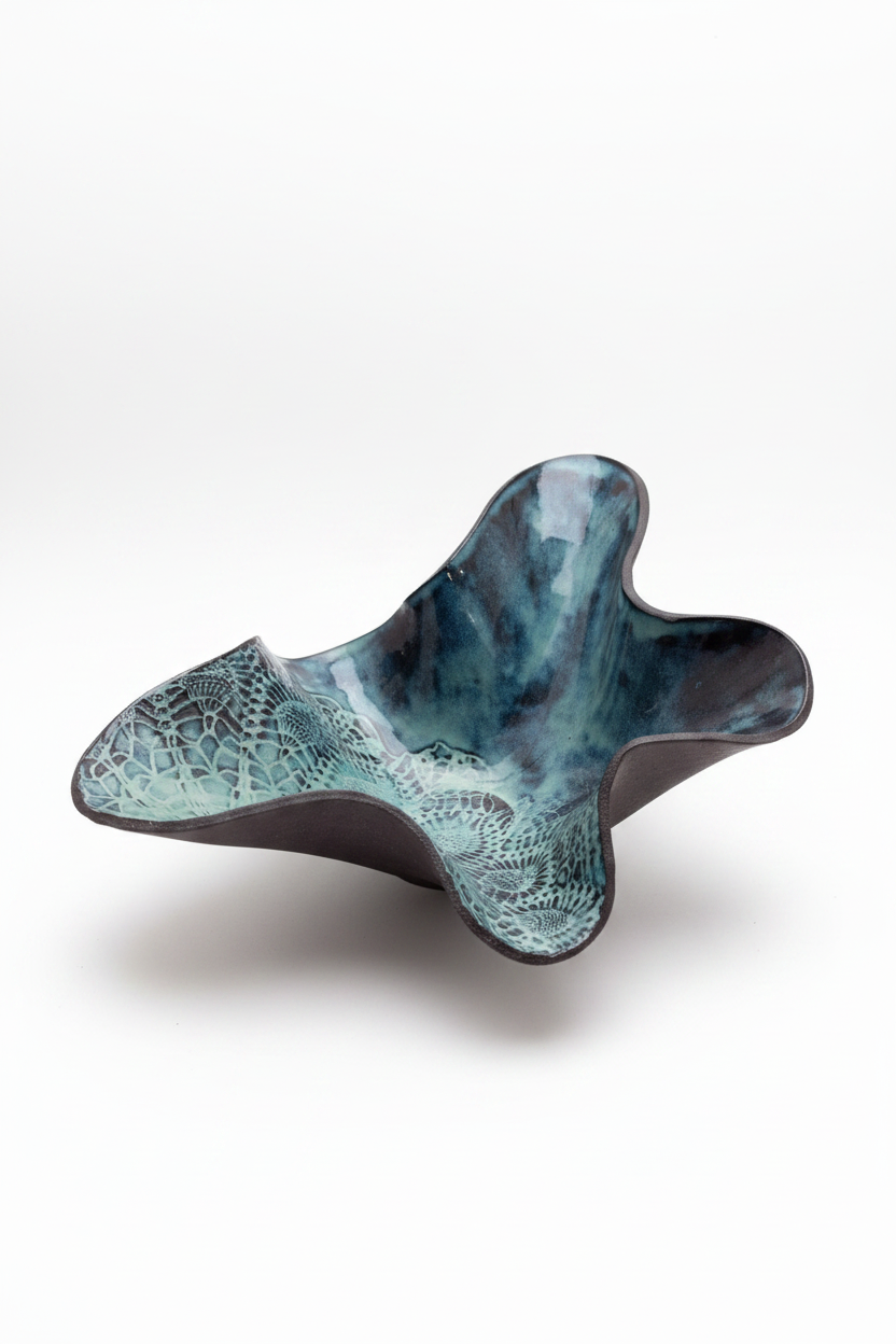 Pottery Scalloped Bowl with Print, Blue