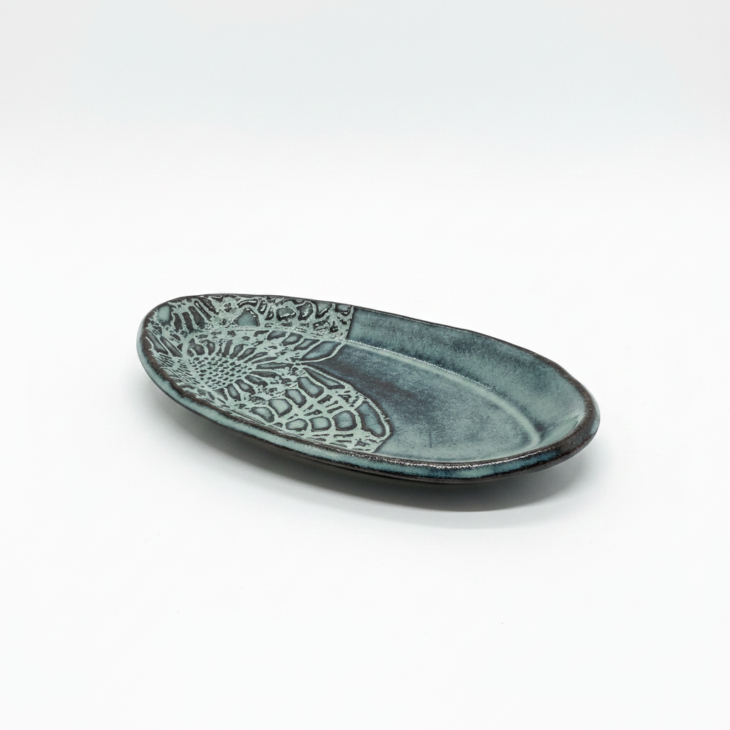 Pottery Oval Dish Medium