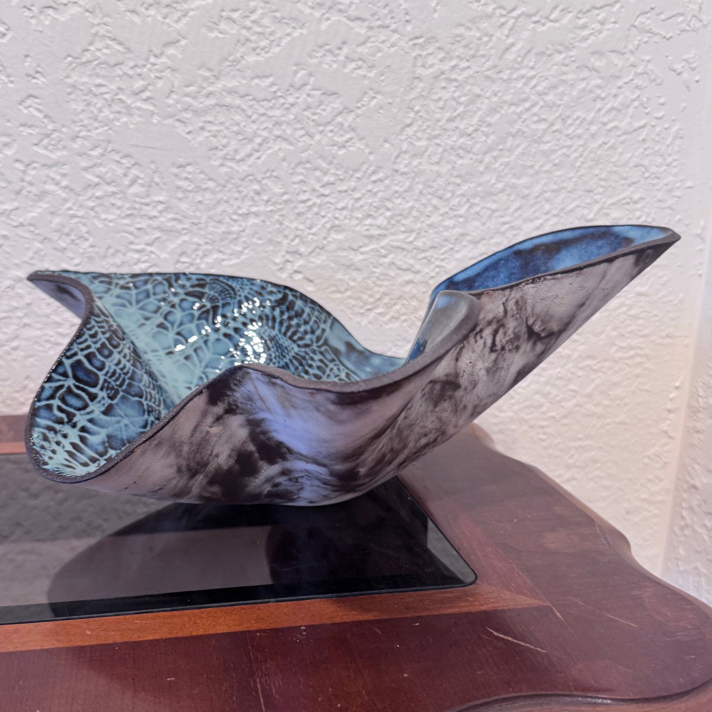 Pottery Scalloped Bowl with Print, Blue