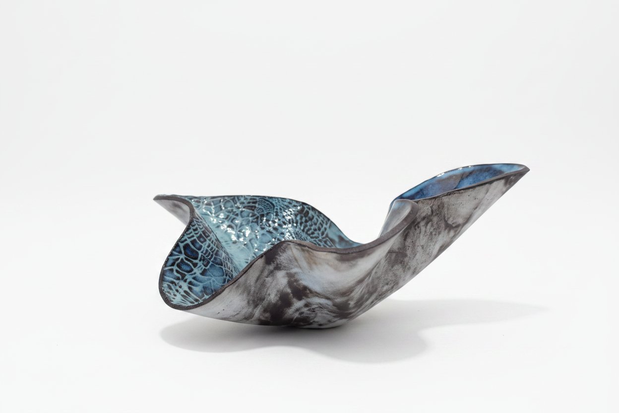 Pottery Scalloped Bowl with Print, Blue
