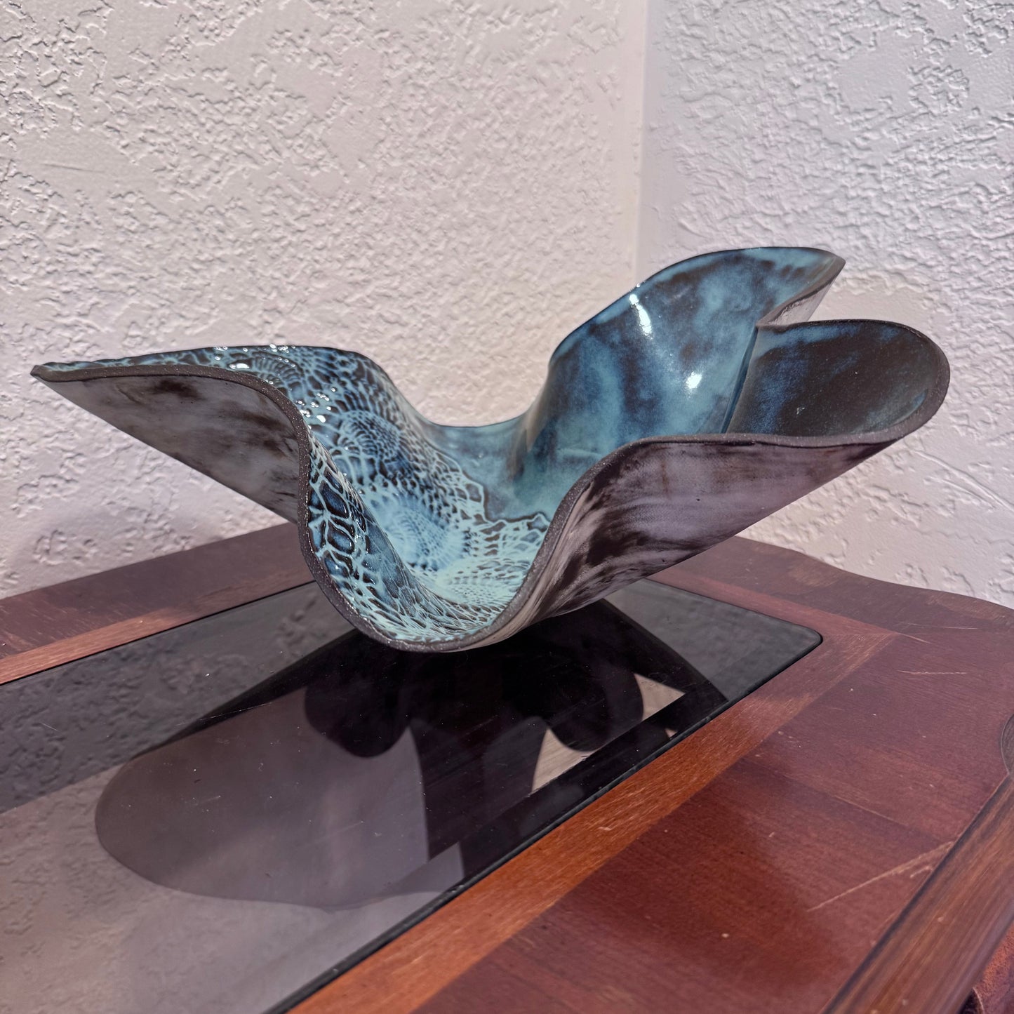 Pottery Scalloped Bowl with Print, Blue